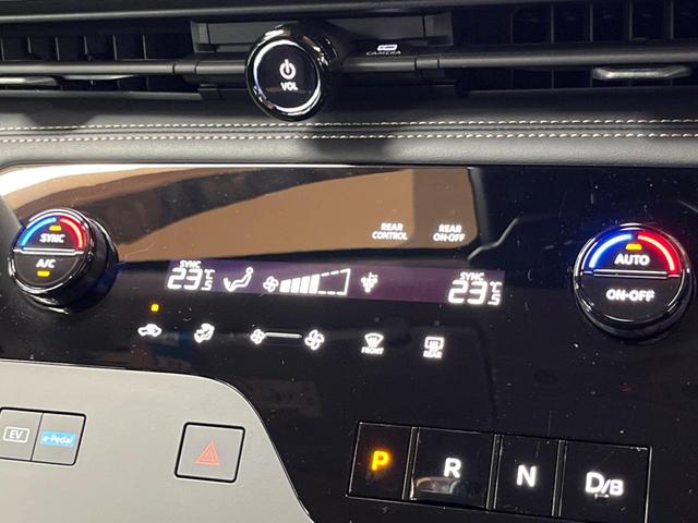 セレナ e-パワー ハイウェイスターV 禁煙車 12型ナビ 全周囲カメラ プロパイロット 両側電動スライドドア デジタルインナーミラー LEDヘッド&フォグ 純正16インチアルミ ETC スマートキー オートエアコン オートライト(11枚目)