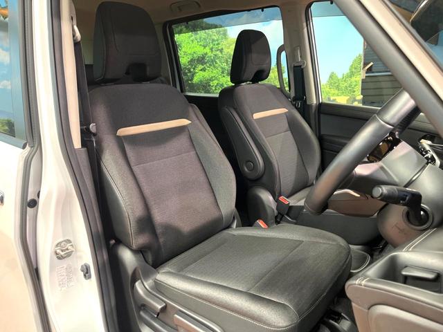 セレナ e-パワー ハイウェイスターV 禁煙車 12型ナビ 全周囲カメラ プロパイロット 両側電動スライドドア デジタルインナーミラー LEDヘッド&フォグ 純正16インチアルミ ETC スマートキー オートエアコン オートライト(12枚目)