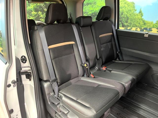 セレナ e-パワー ハイウェイスターV 禁煙車 12型ナビ 全周囲カメラ プロパイロット 両側電動スライドドア デジタルインナーミラー LEDヘッド&フォグ 純正16インチアルミ ETC スマートキー オートエアコン オートライト(13枚目)