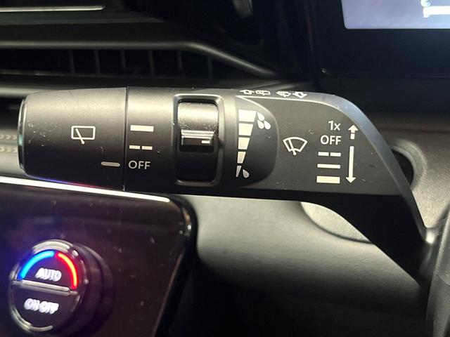 セレナ e-パワー ハイウェイスターV 禁煙車 12型ナビ 全周囲カメラ プロパイロット 両側電動スライドドア デジタルインナーミラー LEDヘッド&フォグ 純正16インチアルミ ETC スマートキー オートエアコン オートライト(42枚目)