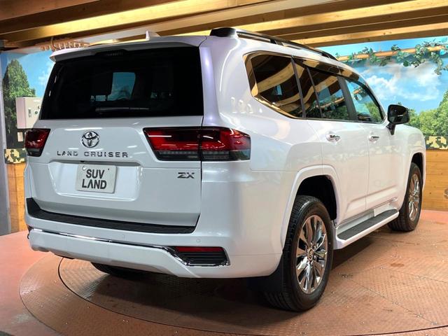 ランドクルーザー ＺＸ　禁煙車　サンルーフ　８型ディスプレイ　全周囲カメラ　レーダークルーズ　ブラインドスポットモニター　パワーバックドア　ベンチレーション　パワーシート　ステアリングヒーター　純正２０インチアルミ　ＥＴＣ（59枚目）