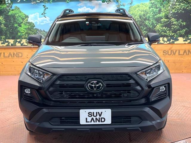 ＲＡＶ４ アドベンチャー　オフロードパッケージＩＩ　禁煙車　１０型ディスプレイ　全周囲カメラ　レーダークルーズ　ブラインドスポットモニター　合皮シート　ベンチレーション　メモリーシート　パワーバックドア　ＥＴＣ　ＬＥＤヘッド＆フォグ　１８インチアルミ（16枚目）