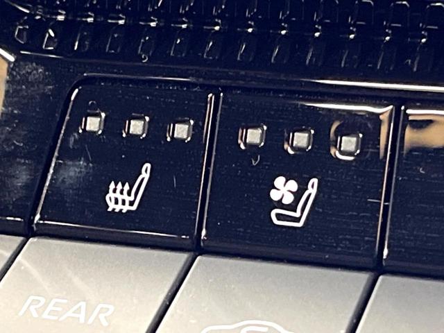 ランドクルーザー２５０ ＶＸ　禁煙　サンルーフ　１２型ディスプレイ　全周囲カメラ　レーダークルーズ　デジタルミラー　ブラインドスポットモニター　ベンチレーション　丸目ＬＥＤヘッド＆フォグ　ステアリングヒーター　パワーバックドア（48枚目）