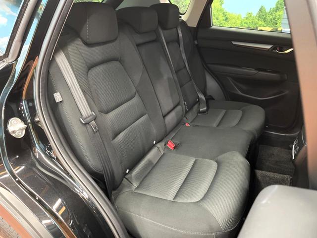 ＣＸ－５ ２０Ｓ　プロアクティブ　禁煙　純正８型ナビフルセグＴＶ　全周囲カメラ　ブラインドスポットモニター　レーダークルーズ　電動リアゲート　メモリーシート　シートヒーター　ＬＥＤヘッド　純正１９インチアルミ　ＥＴＣ（11枚目）