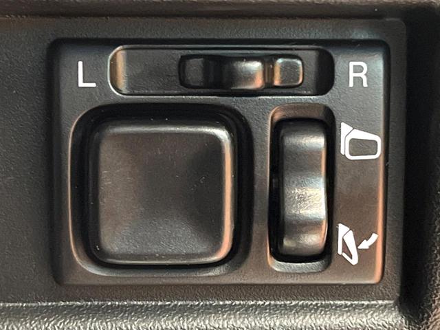 ジムニー ＸＣ　届出済未使用車　セーフティサポート　クルコン　コーナーセンサー　シートヒーター　アイドリングストップ　ダウンヒルアシスト　横滑り防止装置　ＬＥＤヘッド　オートライト　純正１６インチアルミ（35枚目）