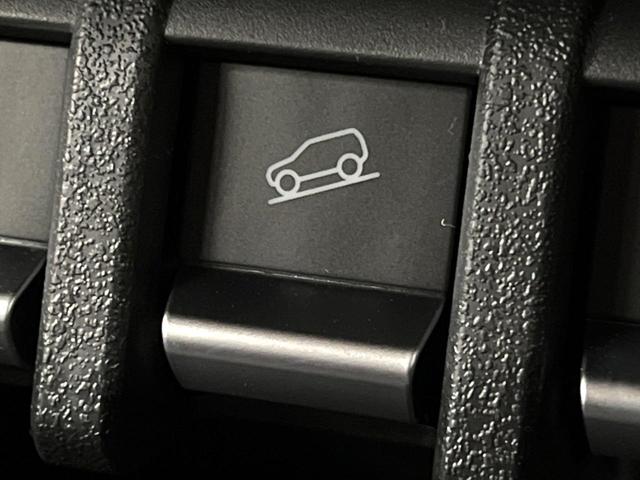 ジムニー ＸＣ　届出済未使用車　セーフティサポート　クルコン　コーナーセンサー　シートヒーター　ＬＥＤヘッド　オートライト　ダウンヒルアシスト　アイドリングストップ　純正１６インチアルミ　横滑り防止装置（7枚目）