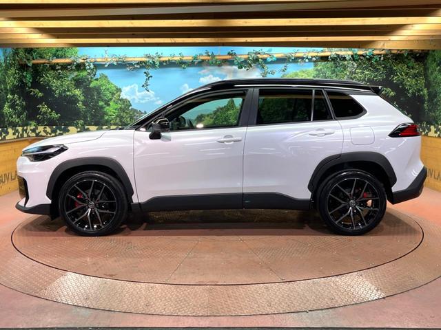 カローラクロス ＧＲスポーツ　禁煙車　１０型ディスプレイ　全周囲カメラ　レーダークルーズ　ブラインドスポットモニター　ＬＥＤヘッド　オートハイビーム　純正１９インチアルミ　ＧＲシート　シートヒーター　ステアリングヒーター　ＥＴＣ（50枚目）