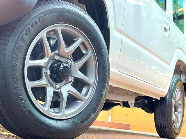 ジムニー ＸＣ　４ＷＤ　衝突被害軽減システム　禁煙車　コーナーセンサー　スマートキー　ＬＥＤヘッド　ビルトインＥＴＣ　クルーズコントロール　純正１６インチアルミ　車線逸脱警報　オートライト　オートエアコン（14枚目）