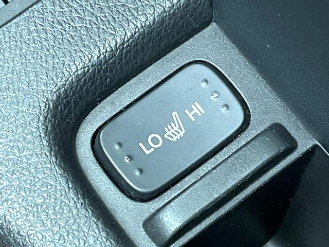 オデッセイ アブソルート・ＥＸ　禁煙車　フリップダウン　純正９型ナビ　全周囲カメラ　レーダークルーズ　ブラインドスポットモニター　デジタルミラー　両側パワスラ　シートヒーター　パドルシフト　ドラレコ　ＥＴＣ　ＬＥＤヘッド（33枚目）