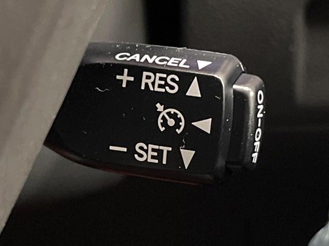 アルファード ２４０Ｓ　タイプゴールド　禁煙車　純正ナビ　バックカメラ　クルコン　両側電動スライドドア　パワーバックドア　ＬＥＤヘッド＆フォグ　純正１８インチアルミ　ＥＴＣ　スマートキー　オートライト　横滑り防止装置　コーナーセンサー（5枚目）