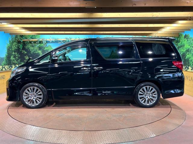 アルファード ２４０Ｓ　タイプゴールド　禁煙車　純正ナビ　バックカメラ　クルコン　両側電動スライドドア　パワーバックドア　ＬＥＤヘッド＆フォグ　純正１８インチアルミ　ＥＴＣ　スマートキー　オートライト　横滑り防止装置　コーナーセンサー（46枚目）