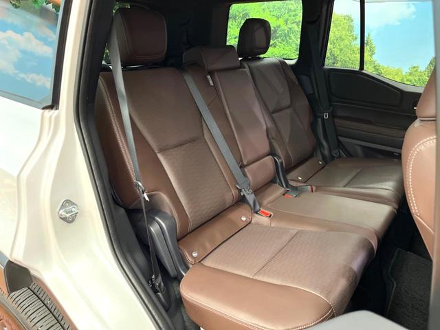 ランドクルーザー２５０ ＺＸ　禁煙車　サンルーフ　モデリスタパッケージ　シグネチャーイルミ　モデリスタオーバーフェンダー　ＪＢＬ　１２型ディスプレイ　全周囲カメラ　レーダークルーズ　デジタルミラー　ブラインドスポットモニター（13枚目）