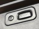 Ｐ　禁煙　サイドステップ　フリップダウン　純正１０型ナビ　全周囲カメラ　ブラインドスポットモニター　レーダークルーズ　両側電動ドア　電動リアゲート　ＬＥＤヘッド　シートヒーター　純正１８インチアルミ（10枚目）