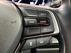 �ڥ����ץƥ��֥��롼������ȥ�����۹�®ƻϩ�Ǥ�Ĺ��Υ���Ԥ��ڤˡ�����ư��®�٤��ݤĥ��롼������ȥ����뤬�����ͷڸ������ƥ��Ϣ�Ȥ��������μ�ξ���Τ��Ƽִ֤��ݤĤ褦��®��Ĵ�ᤷ�Ƥ���ޤ����� 7