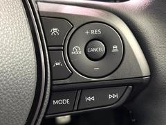 �ڥ졼�������롼������ȥ�����۹�®ƻϩ�Ǥ�Ĺ��Υ���Ԥ��ڤˡ�����ư��®�٤��ݤĥ��롼������ȥ����뤬�����ͷڸ������ƥ��Ϣ�Ȥ��������μ�ξ���Τ��Ƽִ֤��ݤĤ褦��®��Ĵ�ᤷ�Ƥ���ޤ����� 5