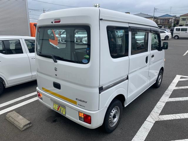 PA 衝突軽減ブレーキ☆エアコン☆パワステ☆マニュアルモード☆ヘッドライトレベライザー☆ルームランプ☆ドリンクホルダー☆ABS☆Wエアバッグ☆ハロゲンヘッドライト☆リアワイパー☆スチールホイール☆(4枚目)