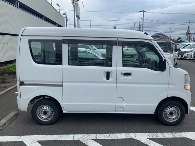 PA 衝突軽減ブレーキ☆エアコン☆パワステ☆マニュアルモード☆ヘッドライトレベライザー☆ルームランプ☆ドリンクホルダー☆ABS☆Wエアバッグ☆ハロゲンヘッドライト☆リアワイパー☆スチールホイール☆(8枚目)