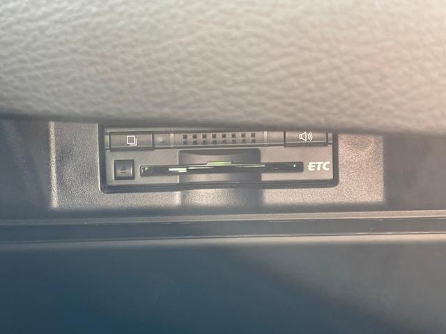 エレガンス 禁煙 衝突被害軽減S 純正SDナビ ワンセグ CD Bluetooth バックカメラ ハーフレザーシート パワーシート オートライト コーナーセンサー ETC レーダークルコン 純正17AW TRC(28枚目)