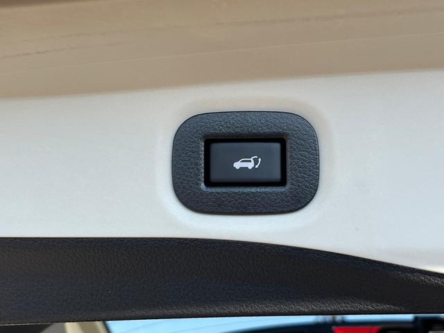 20Xi 禁煙 プロパイロット 全方位カメラ パートタイム4WD 電動リアゲート 防水黒レザー 純正ナビ フルセグ Bluetooth デジタルインナーミラー ブラインドスポットモニター ETC スペアタイヤ(47枚目)