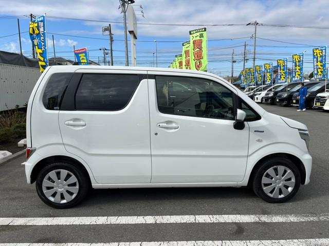 ハイブリッドFX 当店リースアップ 4WD 禁煙 コーナーセンサー 衝突軽減装置 レーンアシスト アイドリングストップ 2021年式タイヤ 純正オーディオ CD AUX ラジオ シートヒーター オートライト 記録簿(8枚目)