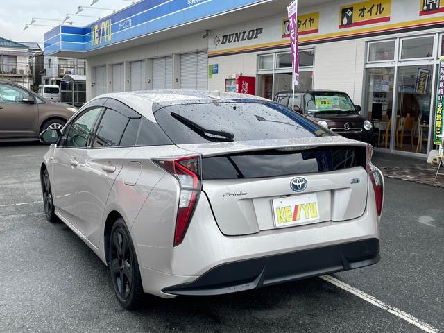 Ｓツーリングセレクション衝突軽減【走行３４，７１６ｋｍ】　【ヒーター付黒革シート】【２０２１年製ＢＳ夏タイヤ＆２０２０年製ＴＯＹＯ冬タイヤセット】【Ｂｌｕｅｔｏｏｔｈオーディオ対応ＳＤナビ／Ｂカメラ／ＥＴＣ●セルスター製ドラレコ前後２カメラ】室内ＬＥＤ(13枚目)