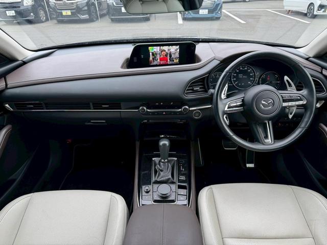 ＣＸ－３０ ２０Ｓ　Ｌパッケージ衝突軽減【走行９，３７３ｋｍ】　【禁煙車◆ヒーター付白本革電動シート】【全方位カメラ◆Ｂｌｕｅｔｏｏｔｈオーディオ対応ＳＤナビ／ＥＴＣ◆純正ドラレコ前後２カメラ】ＢＳＭ◆ＡＣＣ◆Ｐシフト◆ＨＵＤ◆ＡＴハイビーム／オートライトＬＥＤ（15枚目）