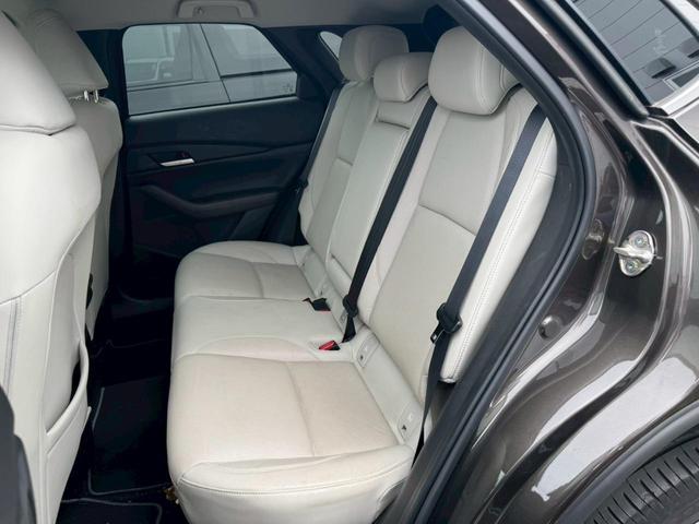 ＣＸ－３０ ２０Ｓ　Ｌパッケージ衝突軽減【走行９，３７３ｋｍ】　【禁煙車◆ヒーター付白本革電動シート】【全方位カメラ◆Ｂｌｕｅｔｏｏｔｈオーディオ対応ＳＤナビ／ＥＴＣ◆純正ドラレコ前後２カメラ】ＢＳＭ◆ＡＣＣ◆Ｐシフト◆ＨＵＤ◆ＡＴハイビーム／オートライトＬＥＤ（22枚目）