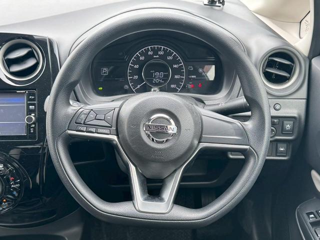ノート ｅ－パワー　Ｘ衝突軽減【走行６２，０４０ｋｍ◆禁煙車】　【２０２２年製ＢＳ夏タイヤ】【モニター連動全方位カメラ◆Ｂｌｕｅｔｏｏｔｈオーディオ対応ＳＤナビ／ＥＴＣ】インテリミラー◆オートＡＣ◆オートライト◆パーキングソナー◆Ｉストップ◆スマート＆Ｐスタート（28枚目）