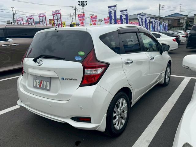 ノート ｅ－パワー　Ｘ衝突軽減【走行６２，０４０ｋｍ◆禁煙車】　【２０２２年製ＢＳ夏タイヤ】【モニター連動全方位カメラ◆Ｂｌｕｅｔｏｏｔｈオーディオ対応ＳＤナビ／ＥＴＣ】インテリミラー◆オートＡＣ◆オートライト◆パーキングソナー◆Ｉストップ◆スマート＆Ｐスタート（49枚目）