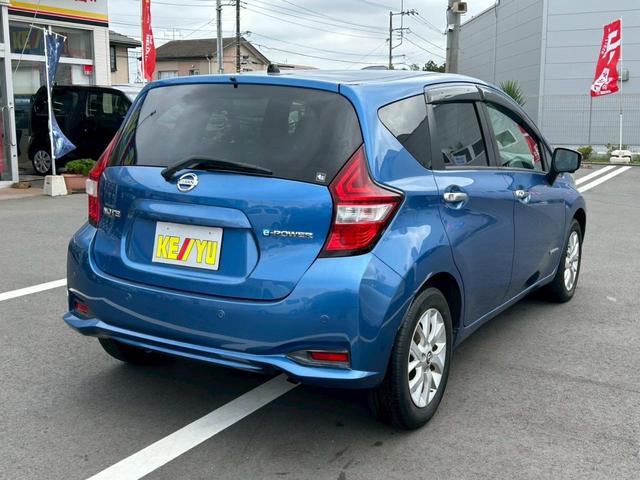 ノート ｅ－パワー　Ｘ衝突軽減【走行３６，２４５ｋｍ◆禁煙車】　【モニター連動全方位カメラ◆Ｂｌｕｅｔｏｏｔｈオーディオ対応ＳＤナビ／ＥＴＣ】インテリジェントルームミラー◆オートＡＣ◆オートライト◆パーキングソナー◆アイドリングストップ◆スマート＆Ｐスタート（14枚目）