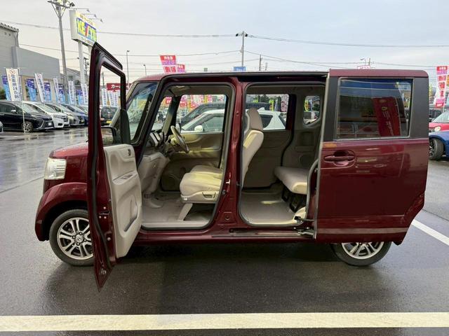 N-BOX G・ターボパッケージ【走行30,381km】 【禁煙車◆2021年製ヨコハマ夏タイヤ】【クラリオン製Bluetoothオーディオ対応SDナビ/Bカメラ/ETC】自動ドア/ベンチシート◆パドルシフト/クルコン/Iストップ◆保証書&取扱説明書(23枚目)