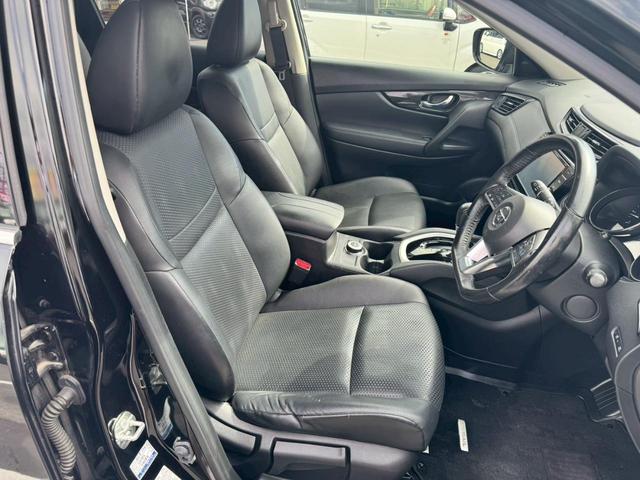 エクストレイル ２０Ｘｉ衝突軽減【４ＷＤ◆５６，７０５ｋｍ◆プロパイロット】　【全方位カメラ◆９型Ｂｌｕｅｔｏｏｔｈオーディオ対応ＳＤナビ／ＥＴＣ】電動リヤゲート◆撥水レザーシート◆インテリジェントルームミラー◆パーキングソナー◆オートライトＬＥＤ＆フォグ◆保証書＆取扱説明書（7枚目）