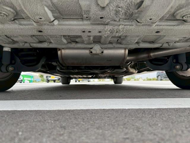 ステップワゴンスパーダ スパーダ・クールスピリット　ホンダセンシング衝突軽減　７人乗　２０２３年製ヨコハマ夏タイヤ　禁煙車　８型カロッツェリアＳＤナビ　フリップダウン　Ｂカメラ　ＥＴＣ　コムテック製ドラレコ２カメラ　両側自動ドア　ヒーター付ハーフレザー　ＡＣＣ　レーンアシスト（8枚目）