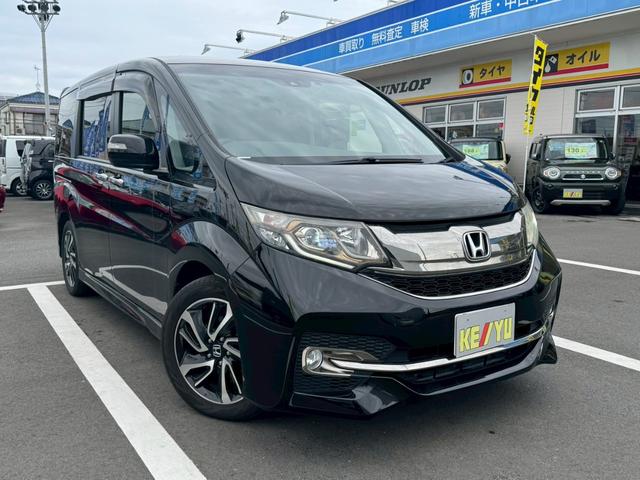 ステップワゴンスパーダ スパーダ・クールスピリット　ホンダセンシング衝突軽減　７人乗　２０２３年製ヨコハマ夏タイヤ　禁煙車　８型カロッツェリアＳＤナビ　フリップダウン　Ｂカメラ　ＥＴＣ　コムテック製ドラレコ２カメラ　両側自動ドア　ヒーター付ハーフレザー　ＡＣＣ　レーンアシスト（9枚目）