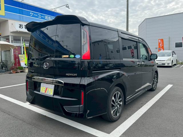 ステップワゴンスパーダ スパーダ・クールスピリット　ホンダセンシング衝突軽減　７人乗　２０２３年製ヨコハマ夏タイヤ　禁煙車　８型カロッツェリアＳＤナビ　フリップダウン　Ｂカメラ　ＥＴＣ　コムテック製ドラレコ２カメラ　両側自動ドア　ヒーター付ハーフレザー　ＡＣＣ　レーンアシスト（14枚目）