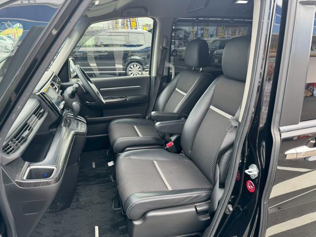 ステップワゴンスパーダ スパーダ・クールスピリット　ホンダセンシング衝突軽減　７人乗　２０２３年製ヨコハマ夏タイヤ　禁煙車　８型カロッツェリアＳＤナビ　フリップダウン　Ｂカメラ　ＥＴＣ　コムテック製ドラレコ２カメラ　両側自動ドア　ヒーター付ハーフレザー　ＡＣＣ　レーンアシスト（21枚目）