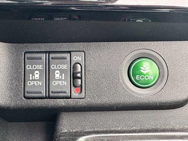 ステップワゴンスパーダ スパーダ・クールスピリット　ホンダセンシング衝突軽減　７人乗　２０２３年製ヨコハマ夏タイヤ　禁煙車　８型カロッツェリアＳＤナビ　フリップダウン　Ｂカメラ　ＥＴＣ　コムテック製ドラレコ２カメラ　両側自動ドア　ヒーター付ハーフレザー　ＡＣＣ　レーンアシスト（40枚目）