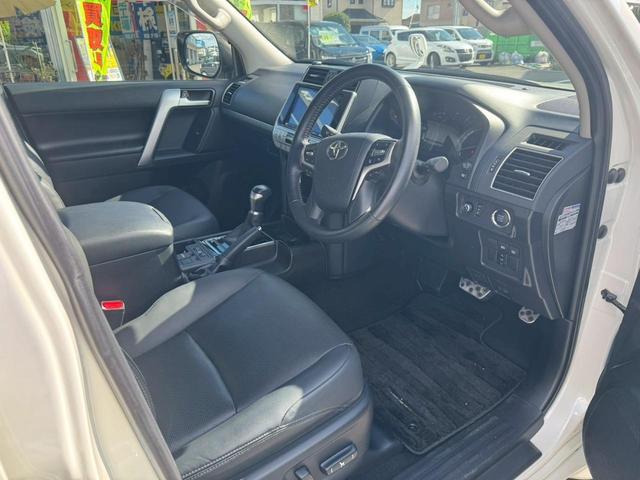 広い展示場内では、全ての展示車の試乗が可能！ご希望の際はお近くのスタッフまでお気軽にお申し付け下さい。見て・触って・乗って体感してください♪