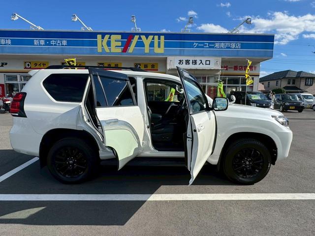 北は北海道から南は沖縄まで、日本全国からご購入可能！陸運局へは直接持ち込みませんので、ご近所の車屋さんで買うのと諸費用は変わりません♪もちろん、全国どこへでもお届け可能！お気軽に是非ご相談下さい♪