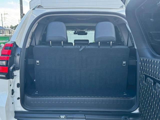 ご納車前のボディコーティングも専門の業者が常駐しておりクオリティの高いコーティングを低価格にてご提供しております。特に「エシュロンコーティング」は必見！拘りの方にもオススメです♪