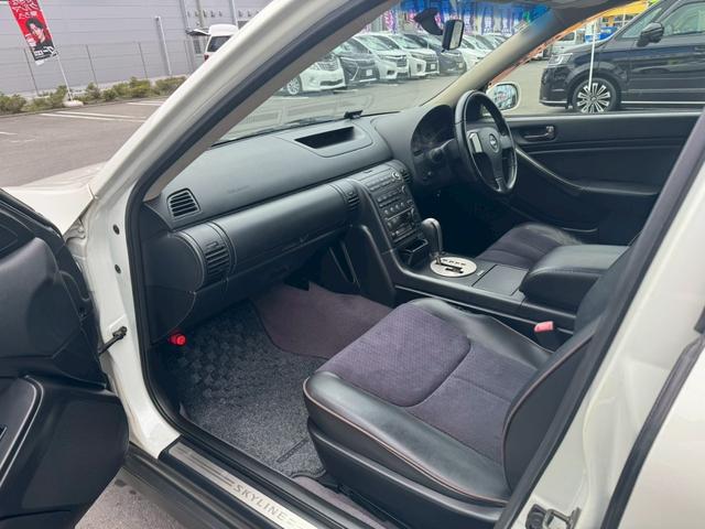 スカイライン ２５０ＧＴ　Ｓコレクション【走行８０，２６２ｋｍ】　【タイミングチェーン◆禁煙車◆２０２０年ＢＳ夏タイヤ】【メーカー純正ナビ／ＥＴＣ】ハーフレザー電動シート◆オートライトＨＩＤ＆フォグ◆パーキングソナー◆ＭＴモード◆スペアキー◆保証書＆取扱説明書（22枚目）