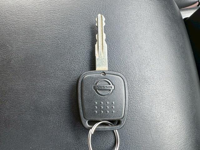 スカイライン ２５０ＧＴ　Ｓコレクション【走行８０，２６２ｋｍ】　【タイミングチェーン◆禁煙車◆２０２０年ＢＳ夏タイヤ】【メーカー純正ナビ／ＥＴＣ】ハーフレザー電動シート◆オートライトＨＩＤ＆フォグ◆パーキングソナー◆ＭＴモード◆スペアキー◆保証書＆取扱説明書（39枚目）