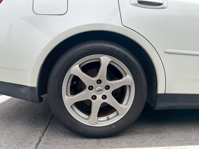 スカイライン ２５０ＧＴ　Ｓコレクション【走行８０，２６２ｋｍ】　【タイミングチェーン◆禁煙車◆２０２０年ＢＳ夏タイヤ】【メーカー純正ナビ／ＥＴＣ】ハーフレザー電動シート◆オートライトＨＩＤ＆フォグ◆パーキングソナー◆ＭＴモード◆スペアキー◆保証書＆取扱説明書（40枚目）