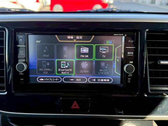 弊社ではオイル交換に【Ｓｈｅｌｌ　ＨＥＬＩＸ（シェルヒリックス）】を採用してます！Ｆ１レースにも使用されている高級オイル☆弊社のメンテナンスパックでは、【Ｓｈｅｌｌ　ＨＥＬＩＸ】の交換が何回でも無料♪