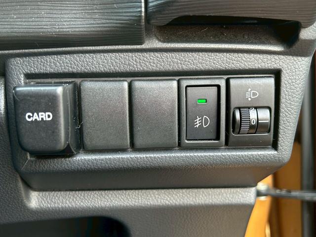 セルボ TXターボ 走行85,649km タイミングチェーン 禁煙車 2023年製ダンロップオールシーズン全天候型タイヤ 純正オーディオ オートエアコン MTモード 盗難防止装置 リヤスポ スマート&ツイストノブ スペアキー(7枚目)