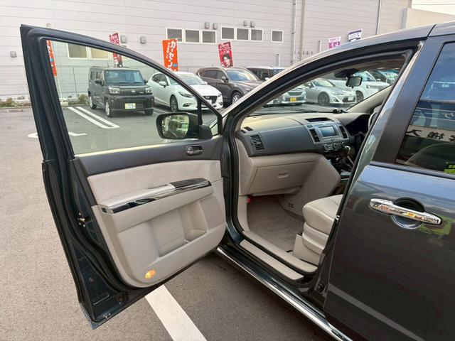 MPV 23Tターボ 走行102,545km タイミングチェーン 禁煙車1オーナー 後期型 2024年製BS夏タイヤ メーカーHDDナビ フリップダウンM 3点カメラ ETC 両側自動ドア オットマン オートライトHID スペアキー 保証書&取扱説明書(19枚目)