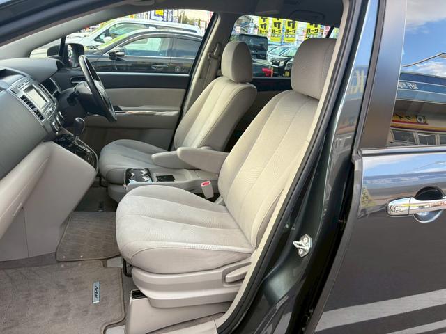 MPV 23Tターボ 走行102,545km タイミングチェーン 禁煙車1オーナー 後期型 2024年製BS夏タイヤ メーカーHDDナビ フリップダウンM 3点カメラ ETC 両側自動ドア オットマン オートライトHID スペアキー 保証書&取扱説明書(20枚目)