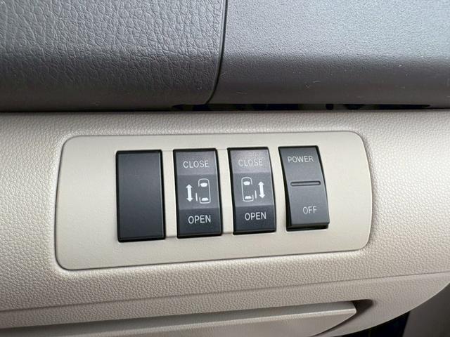 MPV 23Tターボ 走行102,545km タイミングチェーン 禁煙車1オーナー 後期型 2024年製BS夏タイヤ メーカーHDDナビ フリップダウンM 3点カメラ ETC 両側自動ドア オットマン オートライトHID スペアキー 保証書&取扱説明書(40枚目)