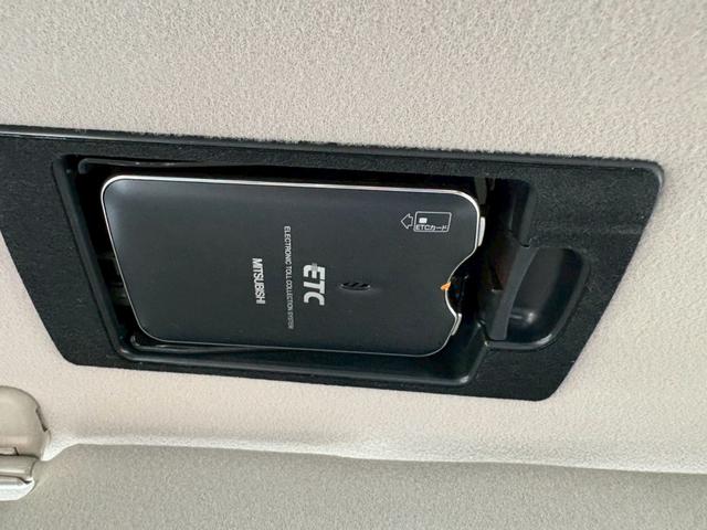 MPV 23Tターボ 走行102,545km タイミングチェーン 禁煙車1オーナー 後期型 2024年製BS夏タイヤ メーカーHDDナビ フリップダウンM 3点カメラ ETC 両側自動ドア オットマン オートライトHID スペアキー 保証書&取扱説明書(42枚目)