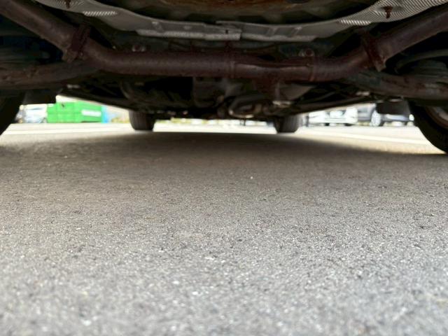 MPV 23Tターボ 走行102,545km タイミングチェーン 禁煙車1オーナー 後期型 2024年製BS夏タイヤ メーカーHDDナビ フリップダウンM 3点カメラ ETC 両側自動ドア オットマン オートライトHID スペアキー 保証書&取扱説明書(44枚目)